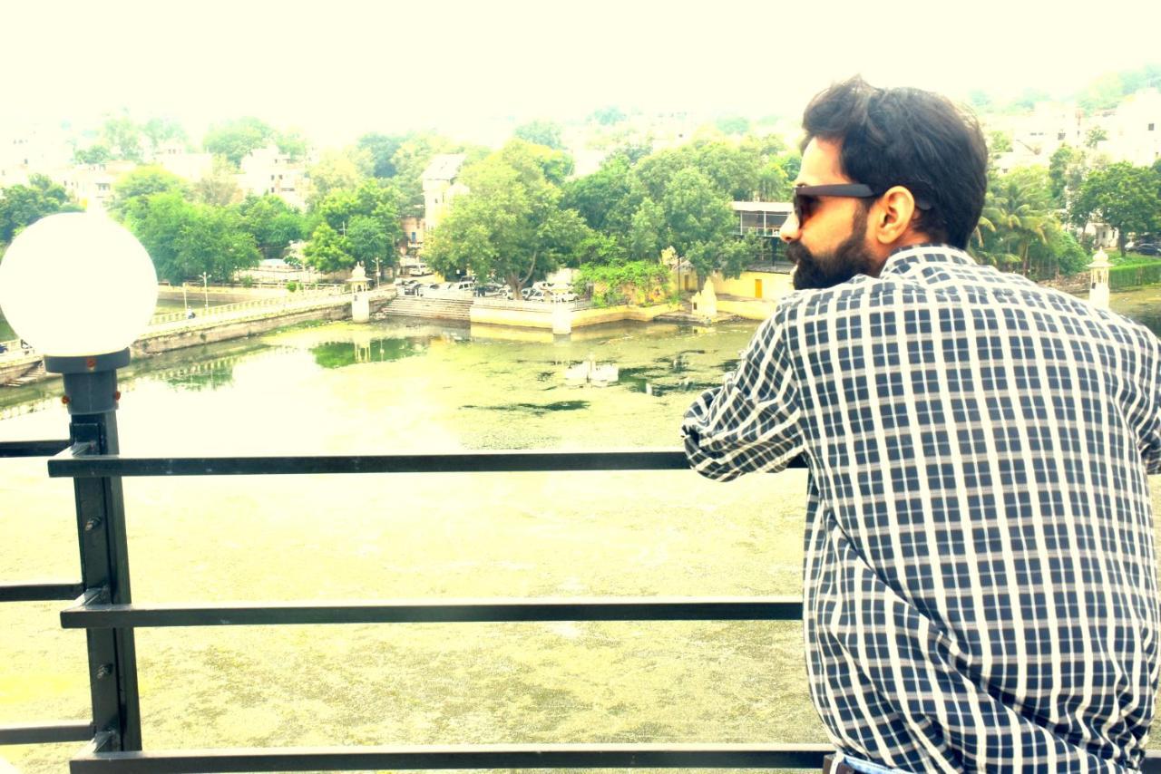 The New Lake Front Bed & Breakfast Udaipur Exterior photo