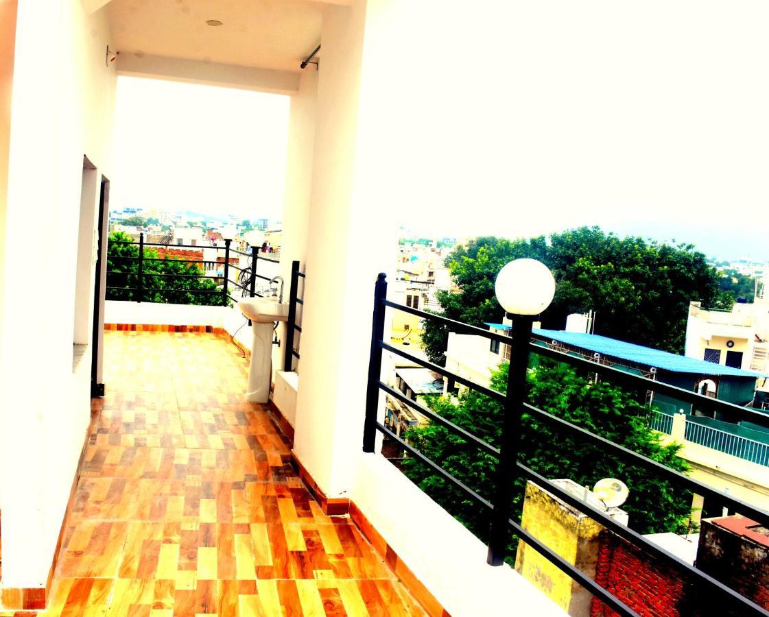 The New Lake Front Bed & Breakfast Udaipur Exterior photo