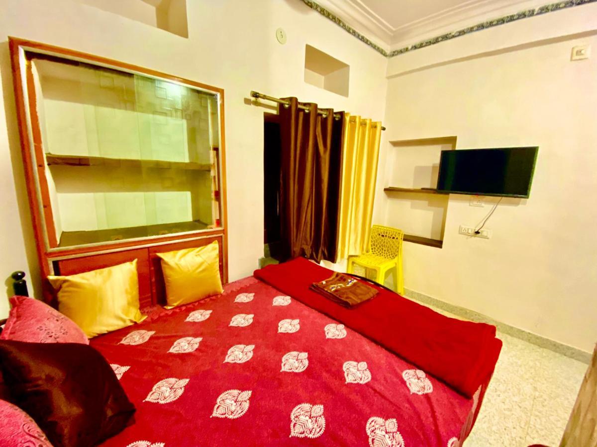 The New Lake Front Bed & Breakfast Udaipur Exterior photo